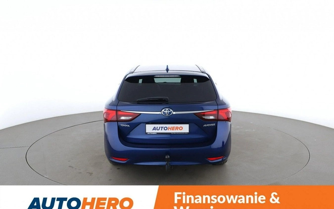 Toyota Avensis cena 64000 przebieg: 108880, rok produkcji 2016 z Prószków małe 379
